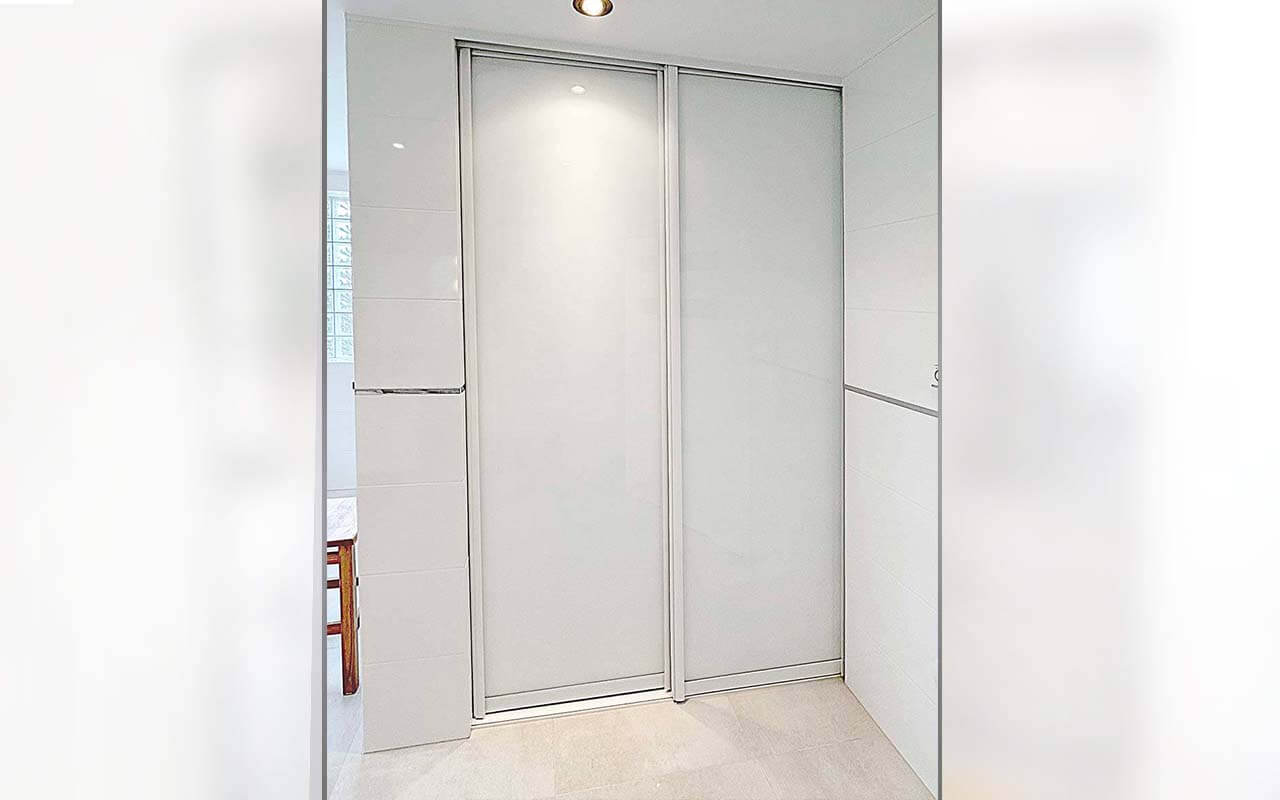 Drzwi szafowe dwuskrzydłowe